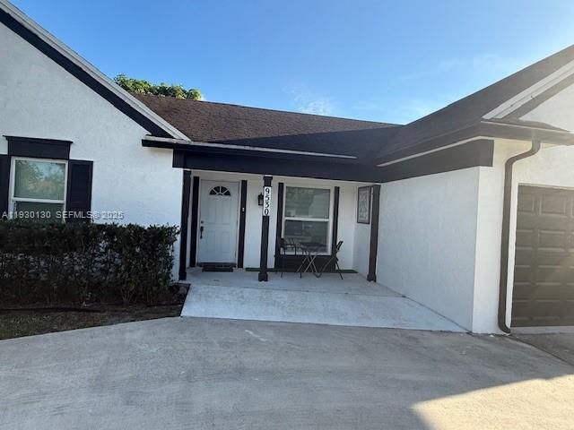 9530 Ashley Dr, Miramar, FL 33025