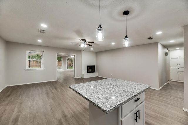 1108 Springdale Road, Bedford, TX 76021