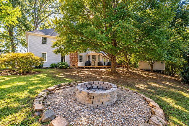451 Woodside Drive, Somerset, KY 42503