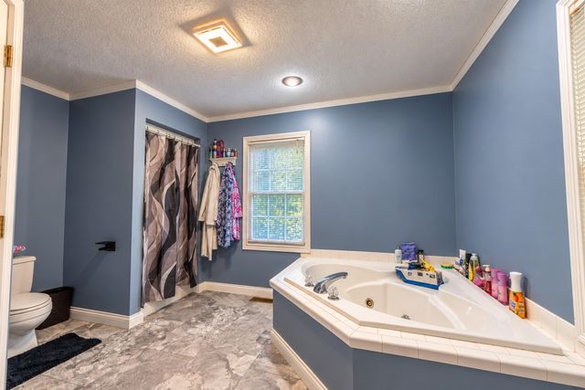 451 Woodside Drive, Somerset, KY 42503
