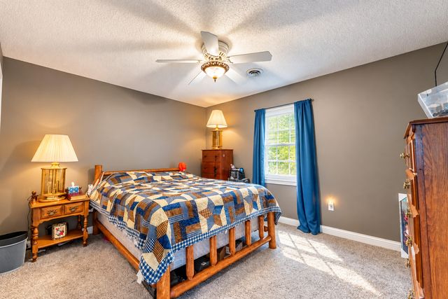 451 Woodside Drive, Somerset, KY 42503