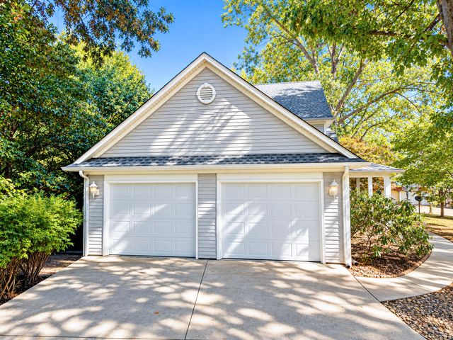 451 Woodside Drive, Somerset, KY 42503