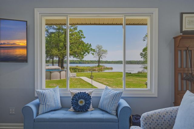 1805 Ringneck Road, Moncks Corner, SC 29461