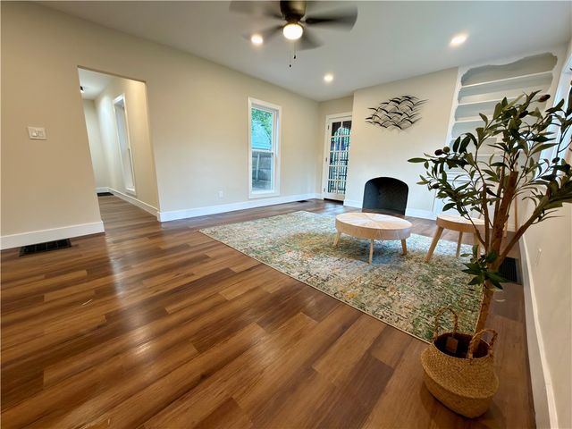 39 Vassar Drive, Dayton, OH 45406