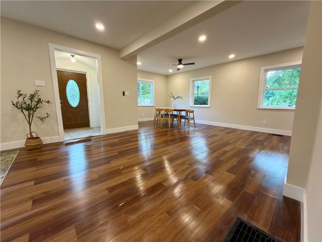 39 Vassar Drive, Dayton, OH 45406
