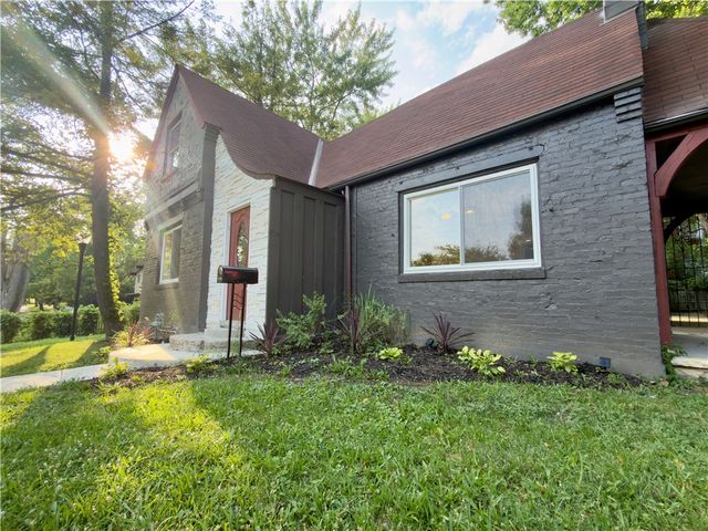 39 Vassar Drive, Dayton, OH 45406