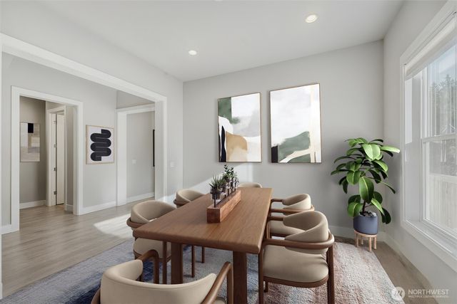 21811 SE 5th Place, Sammamish, WA 98074