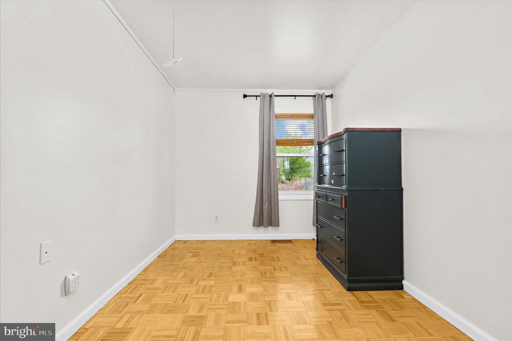 Image 28 of property listing at 7901 CITADEL DR, Severn, MD 21144