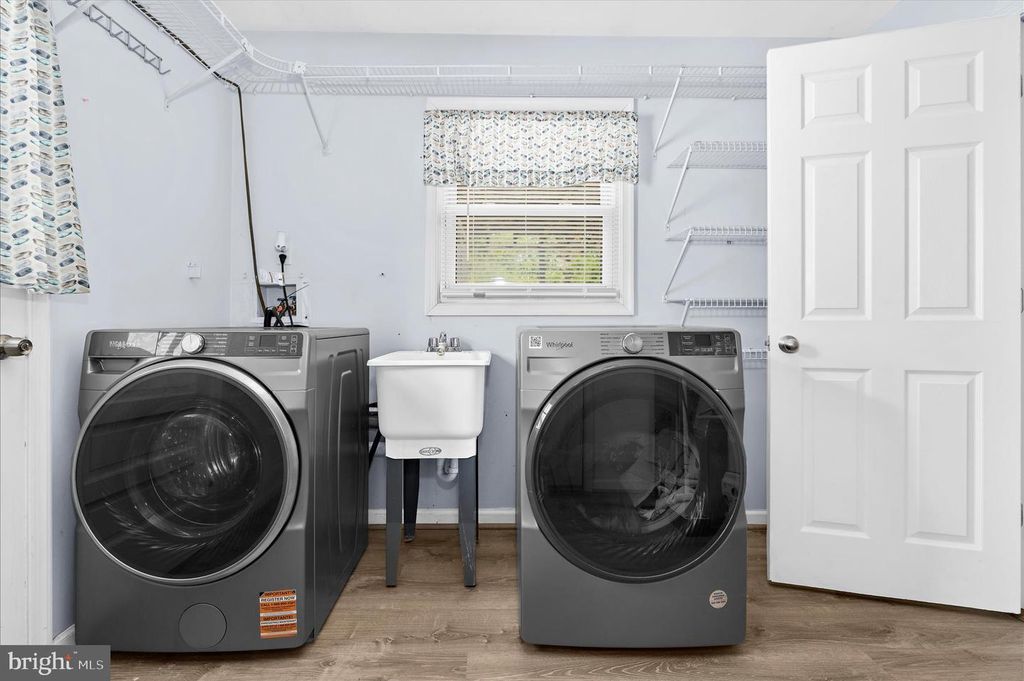 Image 30 of property listing at 7901 CITADEL DR, Severn, MD 21144