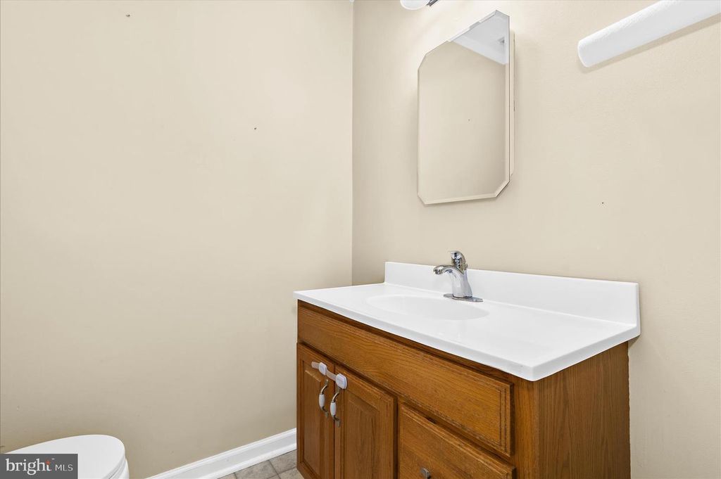 Image 32 of property listing at 7901 CITADEL DR, Severn, MD 21144