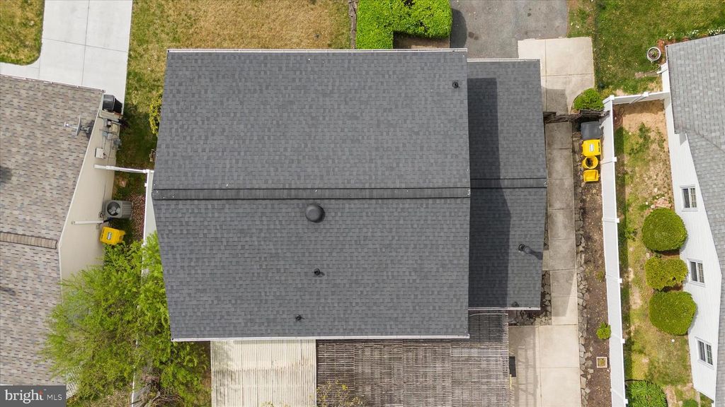 Image 40 of property listing at 7901 CITADEL DR, Severn, MD 21144