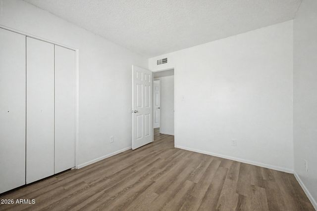 7506 W TURNEY Avenue, Phoenix, AZ 85033