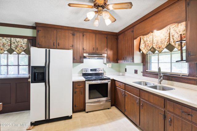 304 Foxhall Drive, Rocky Mount, NC 27804