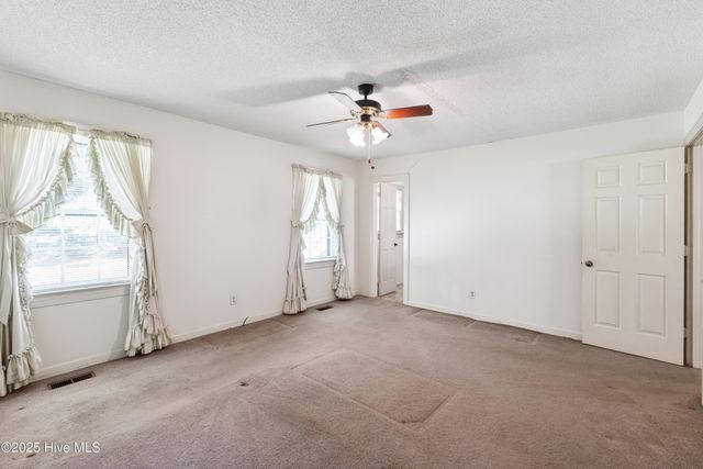 304 Foxhall Drive, Rocky Mount, NC 27804