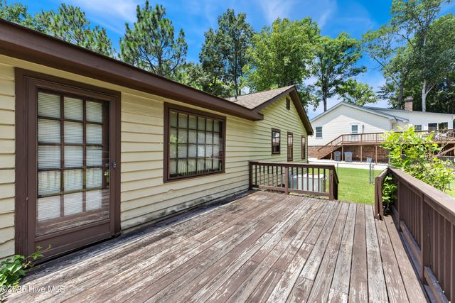 304 Foxhall Drive, Rocky Mount, NC 27804