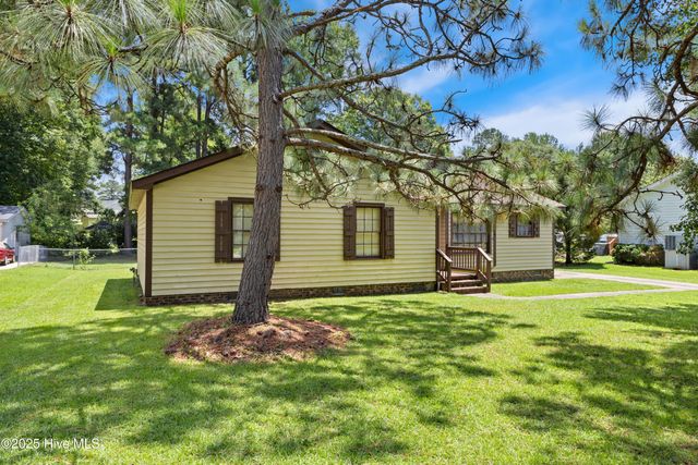 304 Foxhall Drive, Rocky Mount, NC 27804