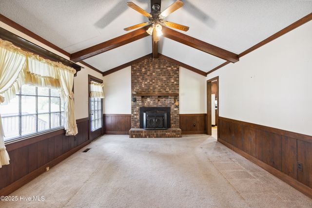 304 Foxhall Drive, Rocky Mount, NC 27804