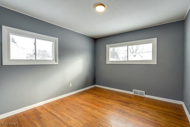 6490 Grosse Drive, Brook Park, OH 44142