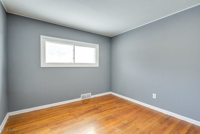 6490 Grosse Drive, Brook Park, OH 44142