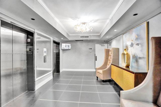 5225 Collins Ave PH7, Miami Beach, FL 33140