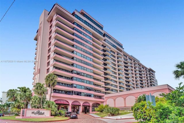 5225 Collins Ave PH7, Miami Beach, FL 33140