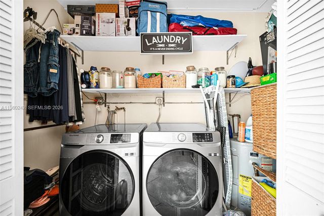 1811 Utopia Dr, Miramar, FL 33023