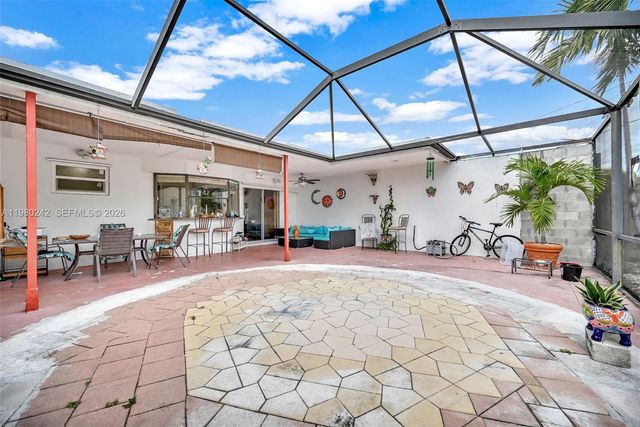 1811 Utopia Dr, Miramar, FL 33023