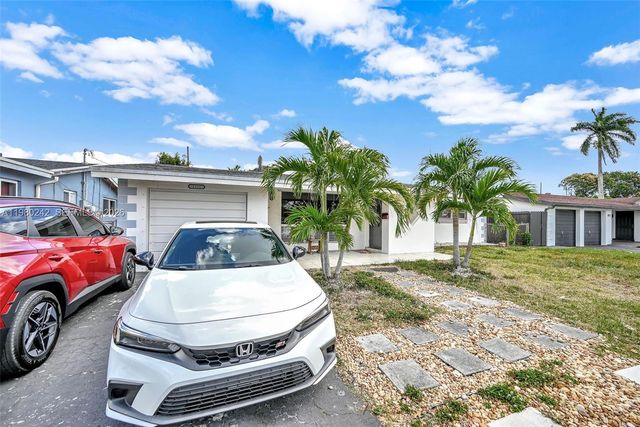 1811 Utopia Dr, Miramar, FL 33023