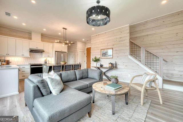 11 Soaring Eagle Lane, Clayton, GA 30525