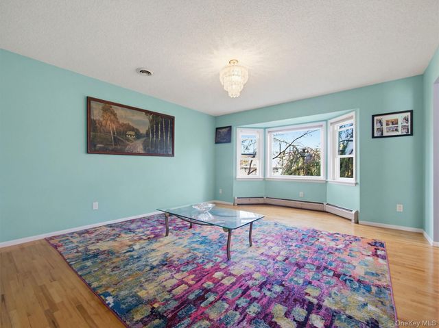 31 Dunnigan Drive, Pomona, NY 10970