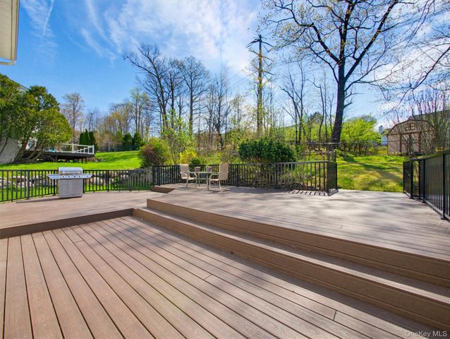 31 Dunnigan Drive, Pomona, NY 10970
