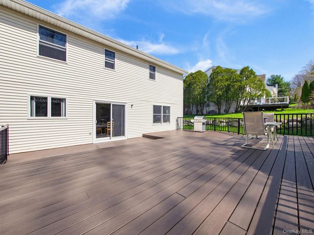 31 Dunnigan Drive, Pomona, NY 10970