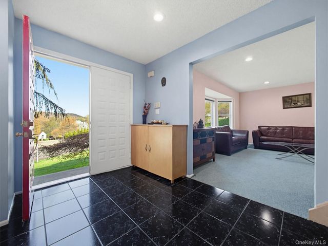 31 Dunnigan Drive, Pomona, NY 10970