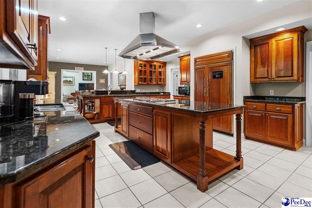 930 Piney Creek Road, Hartsville, SC 29550