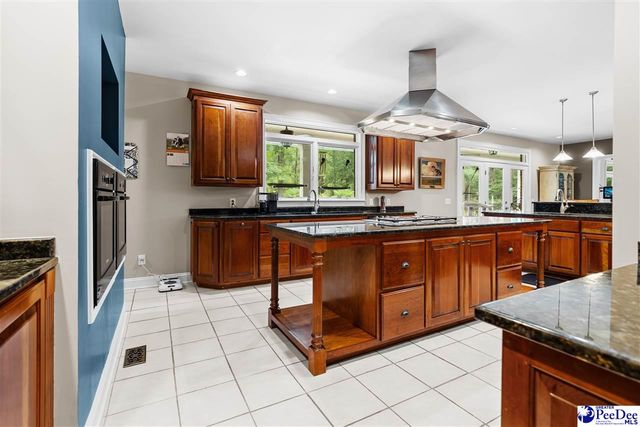 930 Piney Creek Road, Hartsville, SC 29550