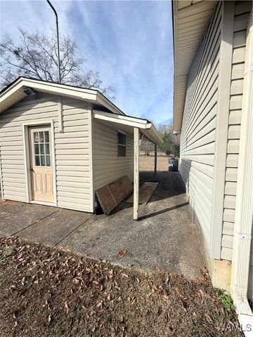 4500 Cloverdale, Northport, AL 35473