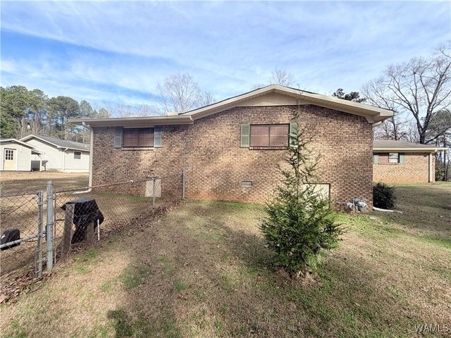 4500 Cloverdale, Northport, AL 35473