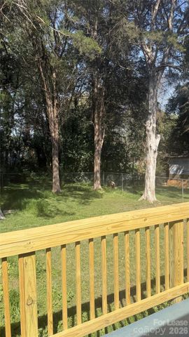 4707 Americana Avenue, Charlotte, NC 28215