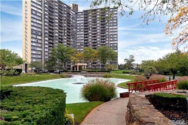 1 Bay Club Drive 4P, Bayside, NY 11360