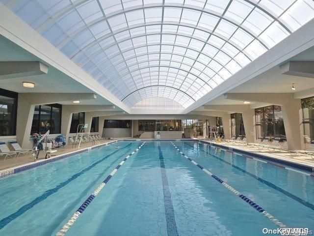 1 Bay Club Drive 4P, Bayside, NY 11360