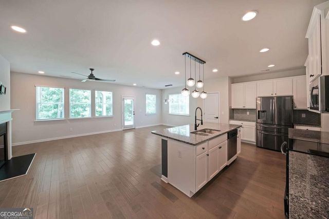 4450 Richmond Court, Stone Mountain, GA 30083
