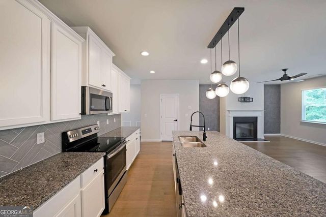 4450 Richmond Court, Stone Mountain, GA 30083
