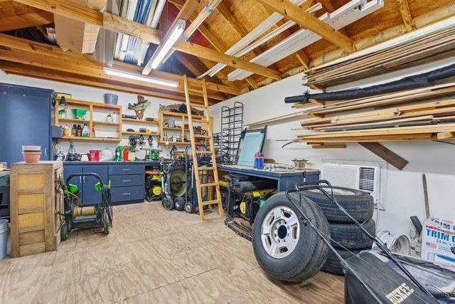 1304 Theriot Road, Lake Charles, LA 70611