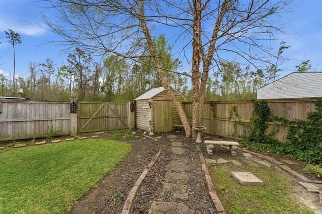 1304 Theriot Road, Lake Charles, LA 70611