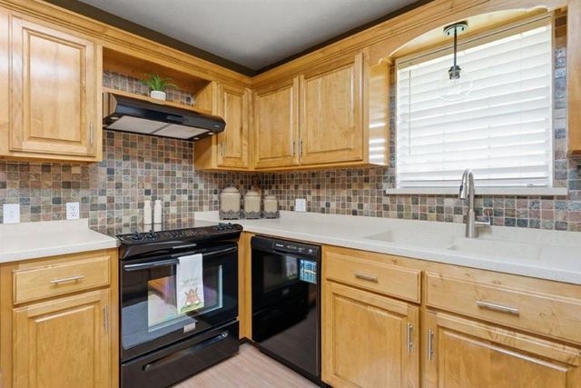 1304 Theriot Road, Lake Charles, LA 70611