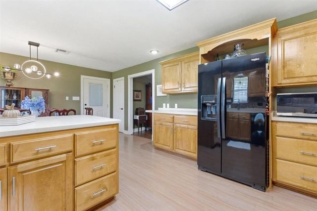 1304 Theriot Road, Lake Charles, LA 70611