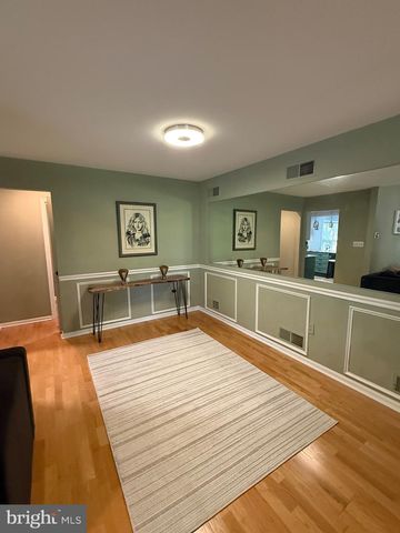 1023 OAK KNOLL DR, Harrisburg, PA 17111