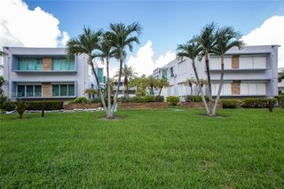 10178 Collins Avenue 202, Bal Harbour, FL 33154