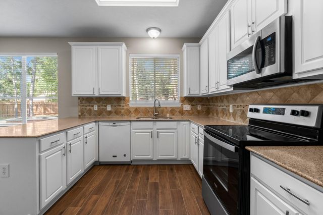78 N Merryweather Circle, Conroe, TX 77384