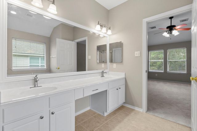 78 N Merryweather Circle, Conroe, TX 77384